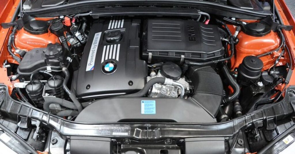 BMW M1 Engine