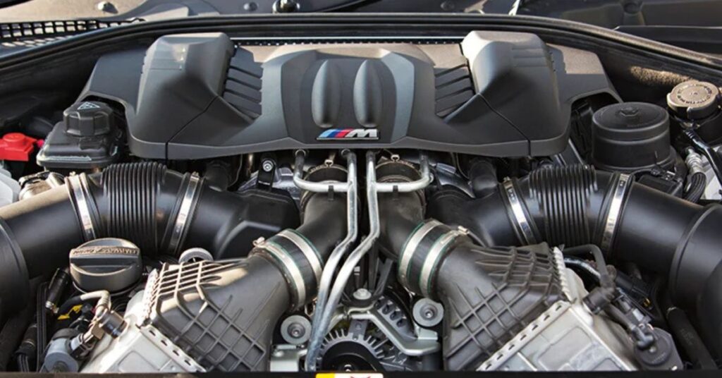 BMW M6 engine