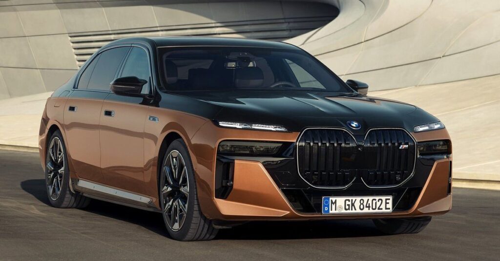 bmw i7