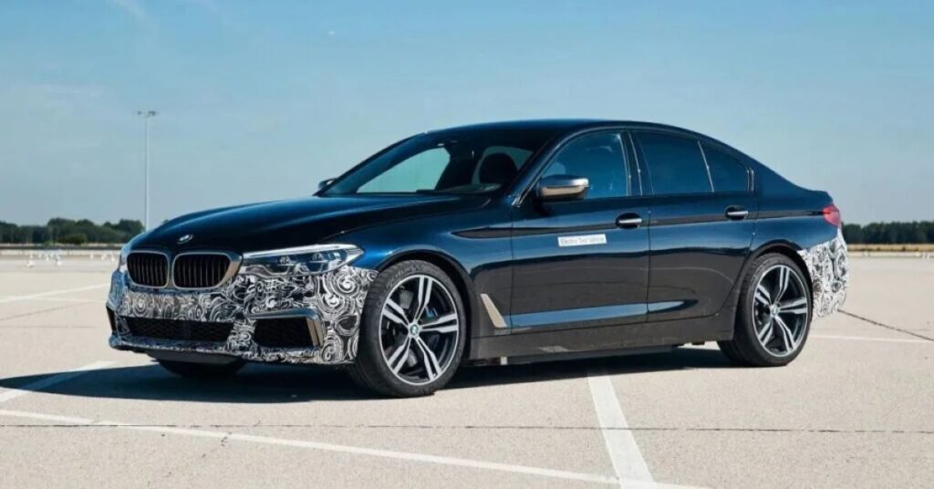 2025 BMW 530i