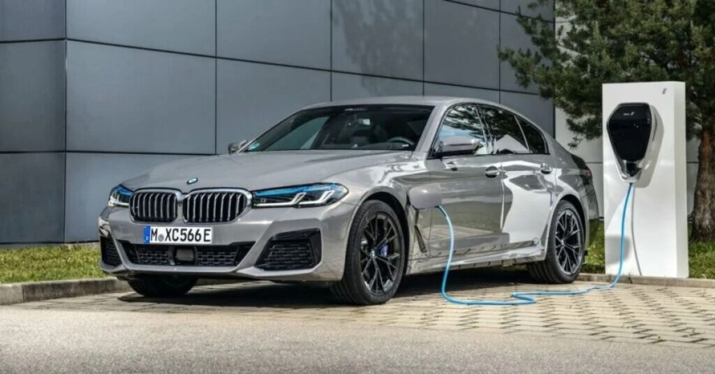 BMW 545e